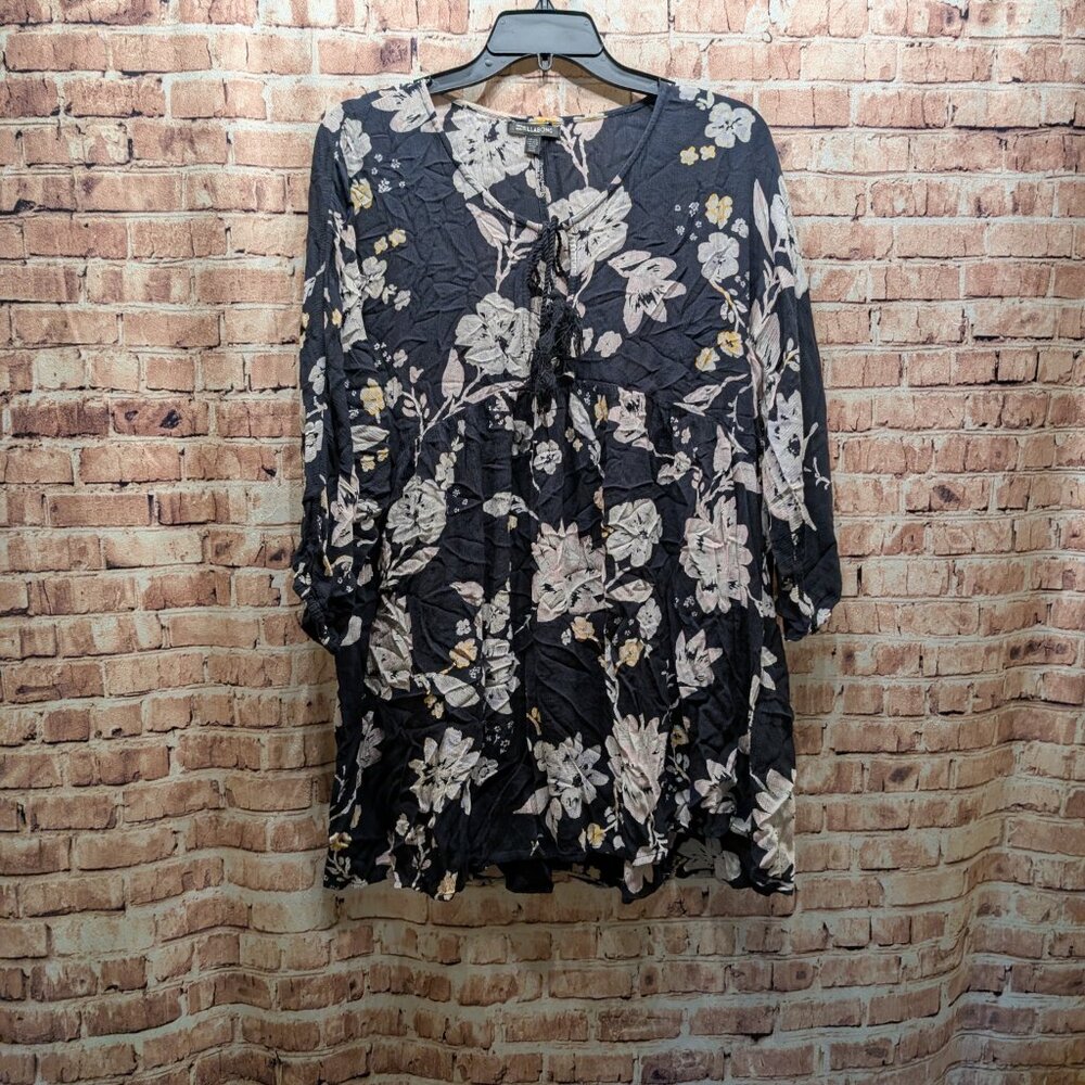 🧨🧨Billabong Tunic Floral Blue White Blouse Size Medium - Picture 2 of 10
